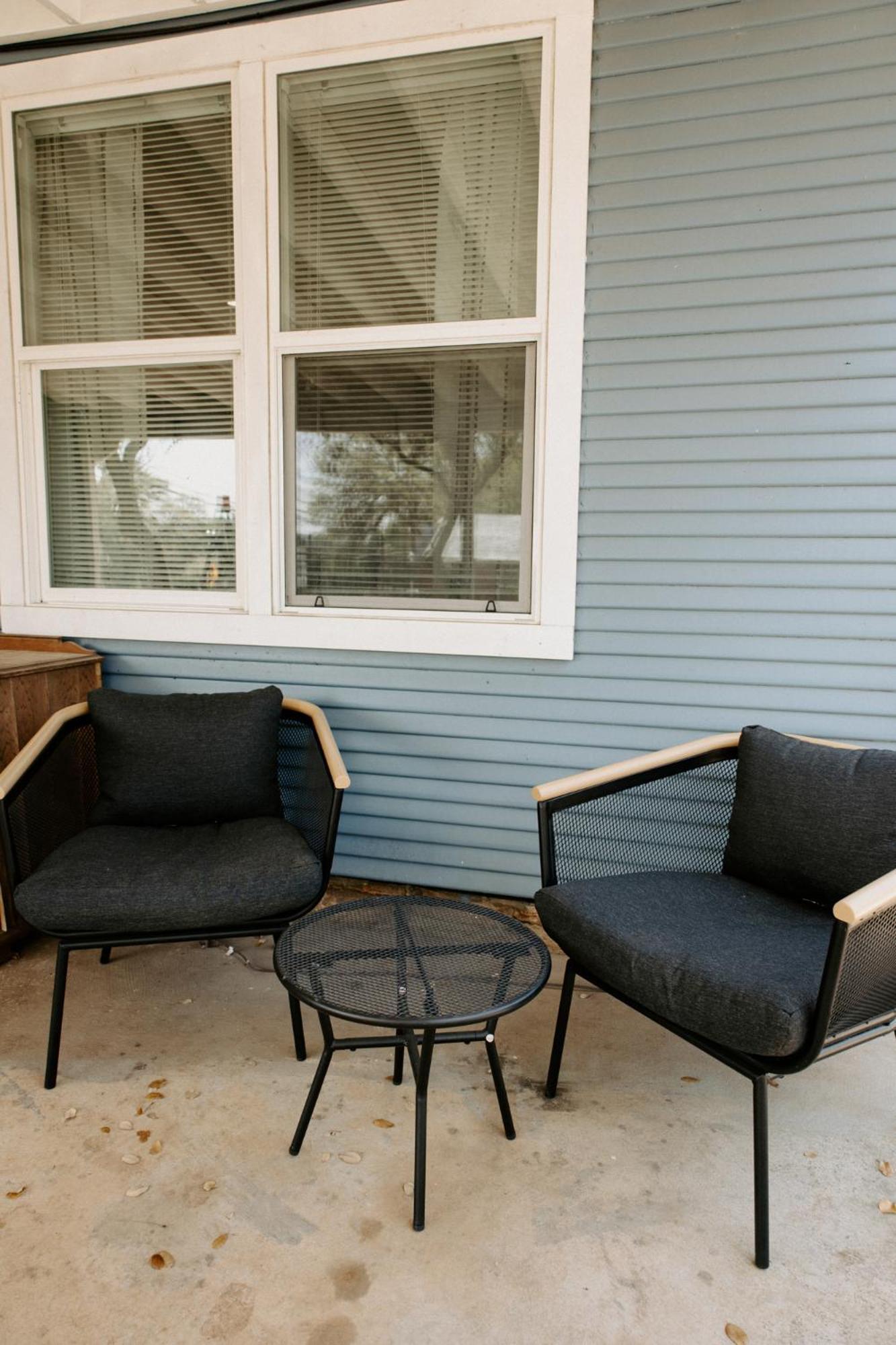 Downtown Studio 1 At Beer Ranch Project Inn Wimberley Buitenkant foto