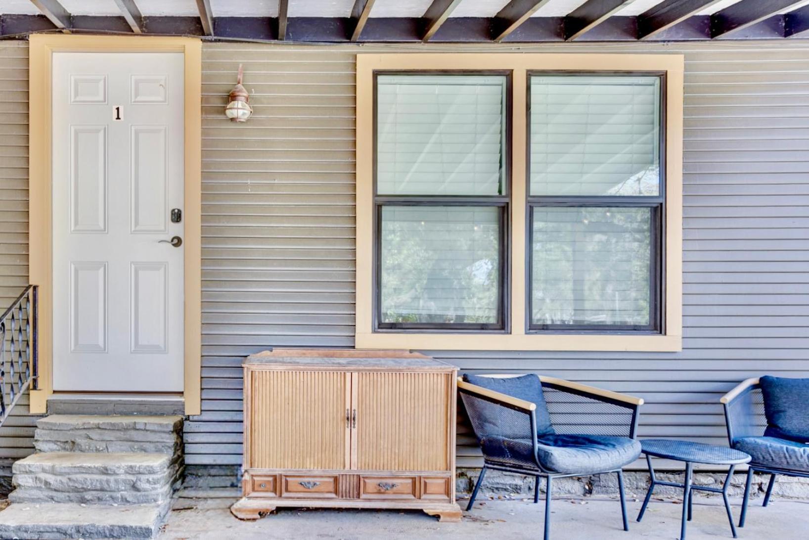 Downtown Studio 1 At Beer Ranch Project Inn Wimberley Buitenkant foto